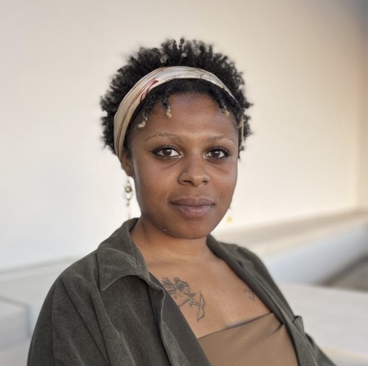 Linzie Taylor Headshot