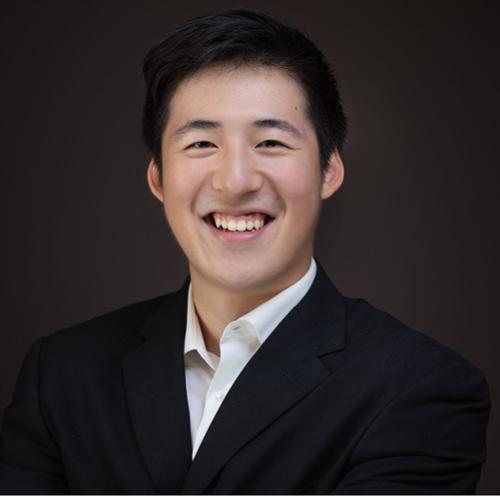 Zetao (Tommy) Pan Headshot